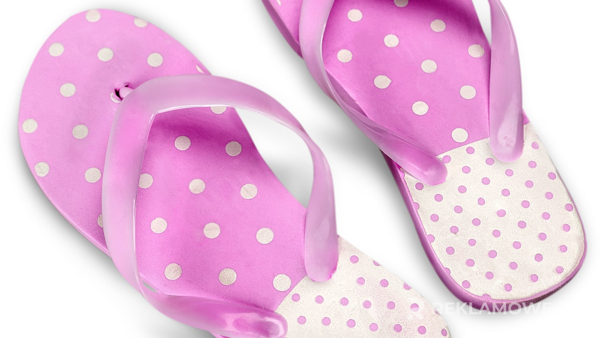 Klapki reklamowe na tle strategii marketingowej